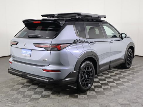 New 2026 Mitsubishi Outlander Trail Edition image 6