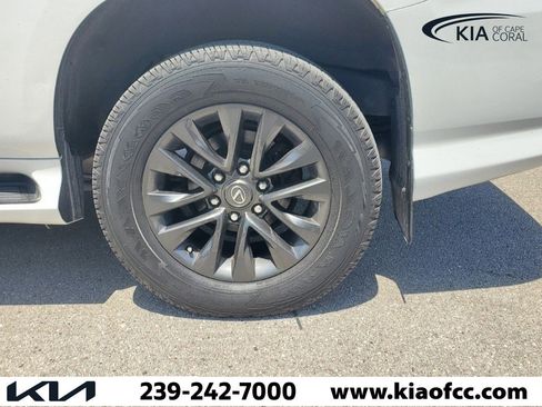 Used 2020 Lexus GX 460 Premium w/ Premium Package AWD/4WD image 8