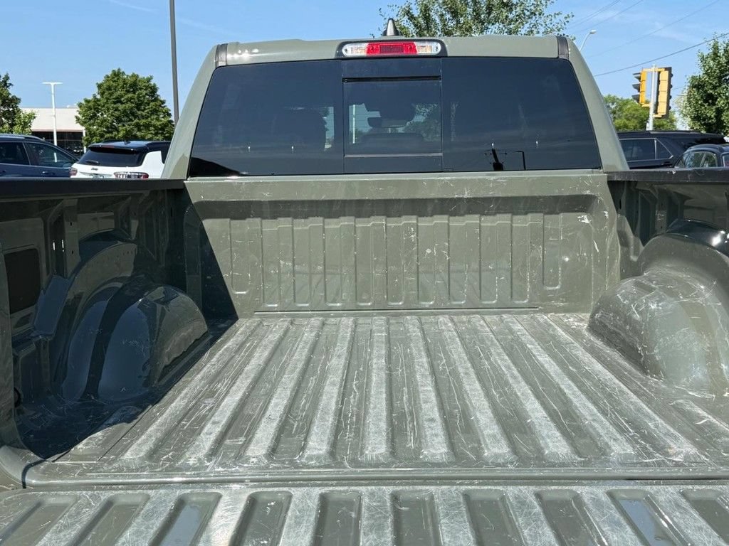 Used 2026 RAM 1500 Laramie AWD/4WD image 5
