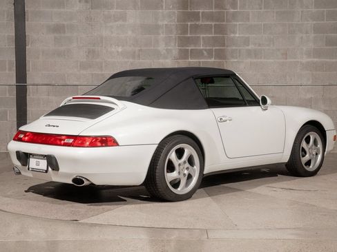 Used 1995 Porsche 911 Cabriolet image 15