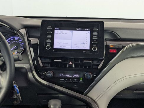 Used 2023 Toyota Camry SE image 31