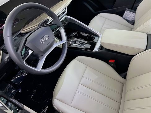 New 2025 Audi Q5 Premium image 20