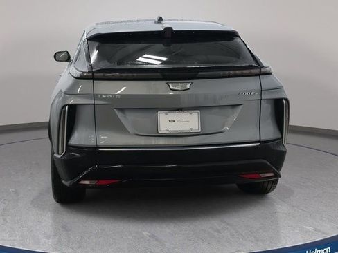 Certified 2024 Cadillac Lyriq Luxury image 6