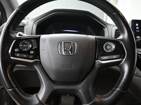 Used 2019 Honda Odyssey EX-L image 11