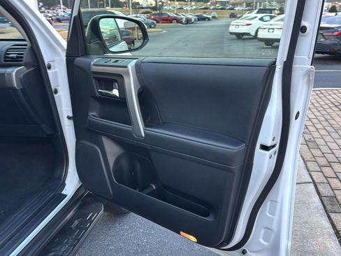 Certified 2024 Toyota 4Runner SR5 Premium image 12