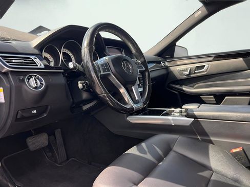 Used 2014 Mercedes-Benz E 350 4MATIC Sedan image 21