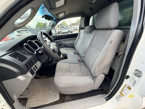 Used 2012 Toyota Tacoma 2WD Regular Cab image 39