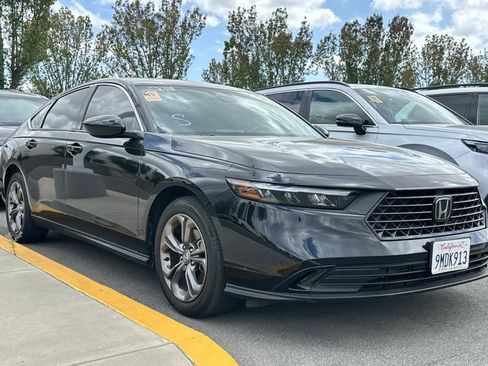 Used 2024 Honda Accord EX image 2