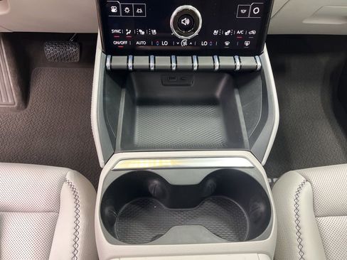 New 2026 GMC Terrain Denali image 17