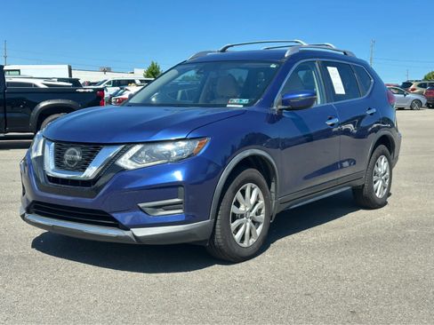 Used 2020 Nissan Rogue SV AWD/4WD image 1