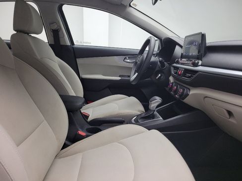 Used 2022 Kia Forte LXS FWD image 21
