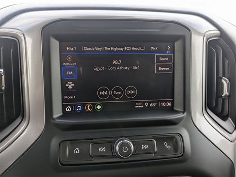 Used 2022 Chevrolet Silverado 1500 Custom image 16