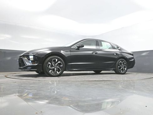 Used 2025 Hyundai Sonata SEL FWD image 36
