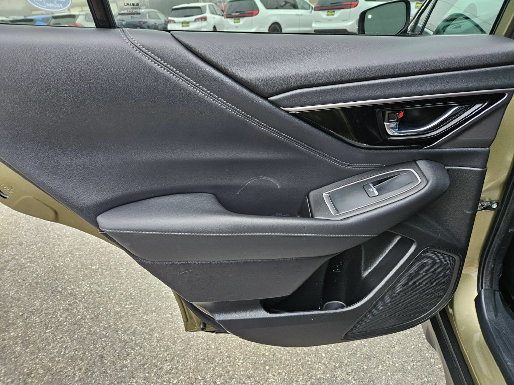 Used 2023 Subaru Outback Touring XT AWD/4WD image 18