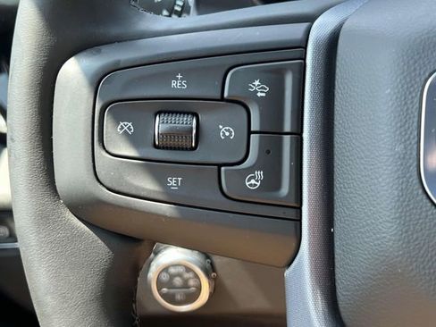 Used 2025 GMC Sierra 1500 Elevation image 26