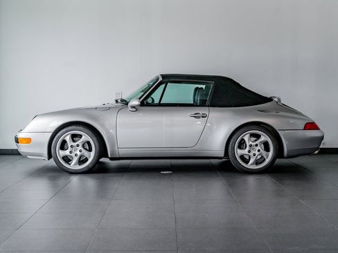 Used 1997 Porsche 911 Carrera image 2
