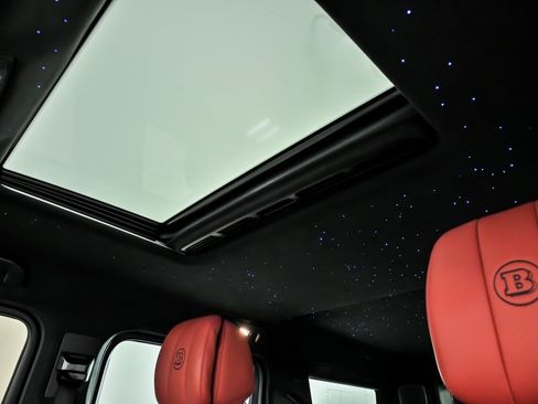 Used 2019 Mercedes-Benz G 550 image 24