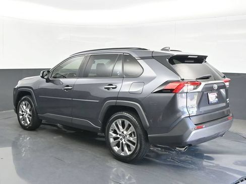 Used 2021 Toyota RAV4 Limited AWD/4WD image 3