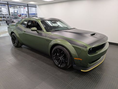 Used 2023 Dodge Challenger R/T Scat Pack image 3