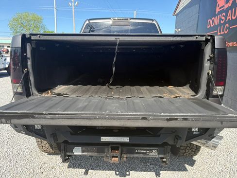 Used 2011 GMC Sierra 3500 Denali AWD/4WD image 13
