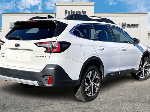 Used 2020 Subaru Outback Limited image 2