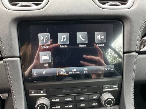 Used 2025 Porsche 718 Cayman GT4 image 29