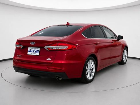 Used 2020 Ford Fusion SE FWD image 7