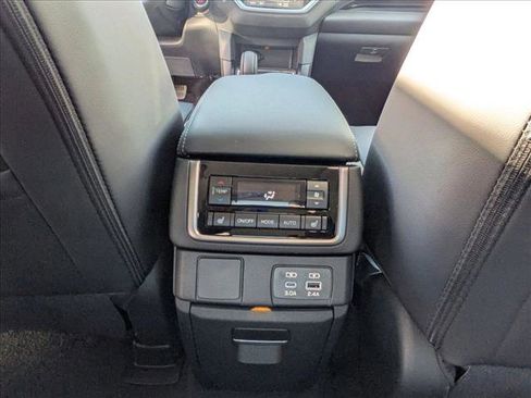 New 2026 Subaru Ascent Limited image 13