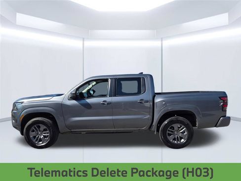 Used 2025 Nissan Frontier SV AWD/4WD image 2