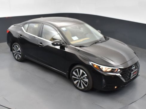 New 2025 Nissan Sentra SV w/ SV Premium Package image 36