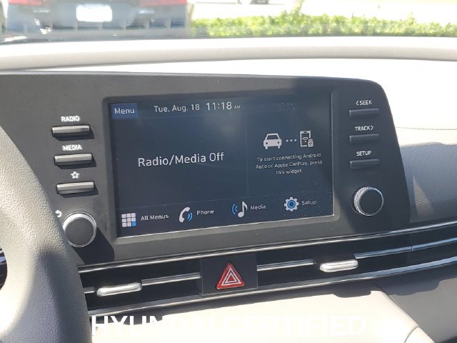 Certified 2026 Hyundai Elantra SE FWD image 17