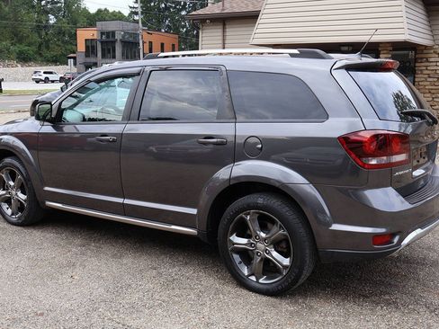 Used 2014 Dodge Journey Crossroad w/ Flexible Seating Group FWD image 6