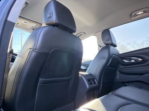 Certified 2022 GMC Terrain AT4 image 28