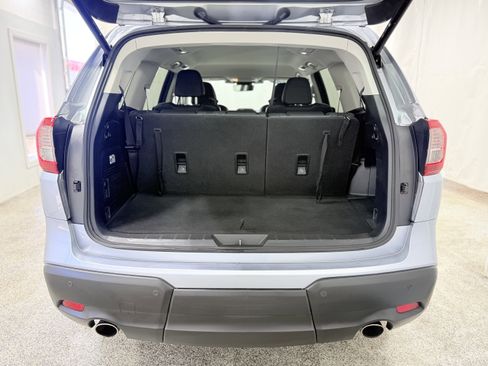 Used 2023 Subaru Ascent Limited image 10