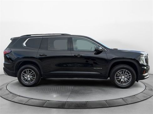 Used 2025 GMC Acadia Elevation image 8