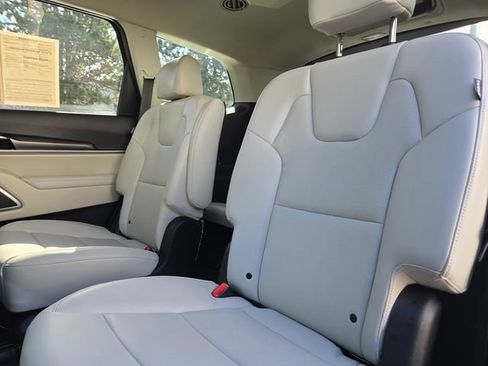 Used 2024 Kia Telluride S w/ S Sunroof Package AWD/4WD image 10