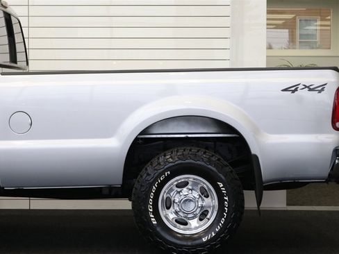 Used 2003 Ford F250 XLT image 59