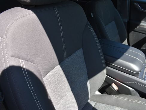 Used 2025 GMC Acadia Elevation AWD/4WD image 22