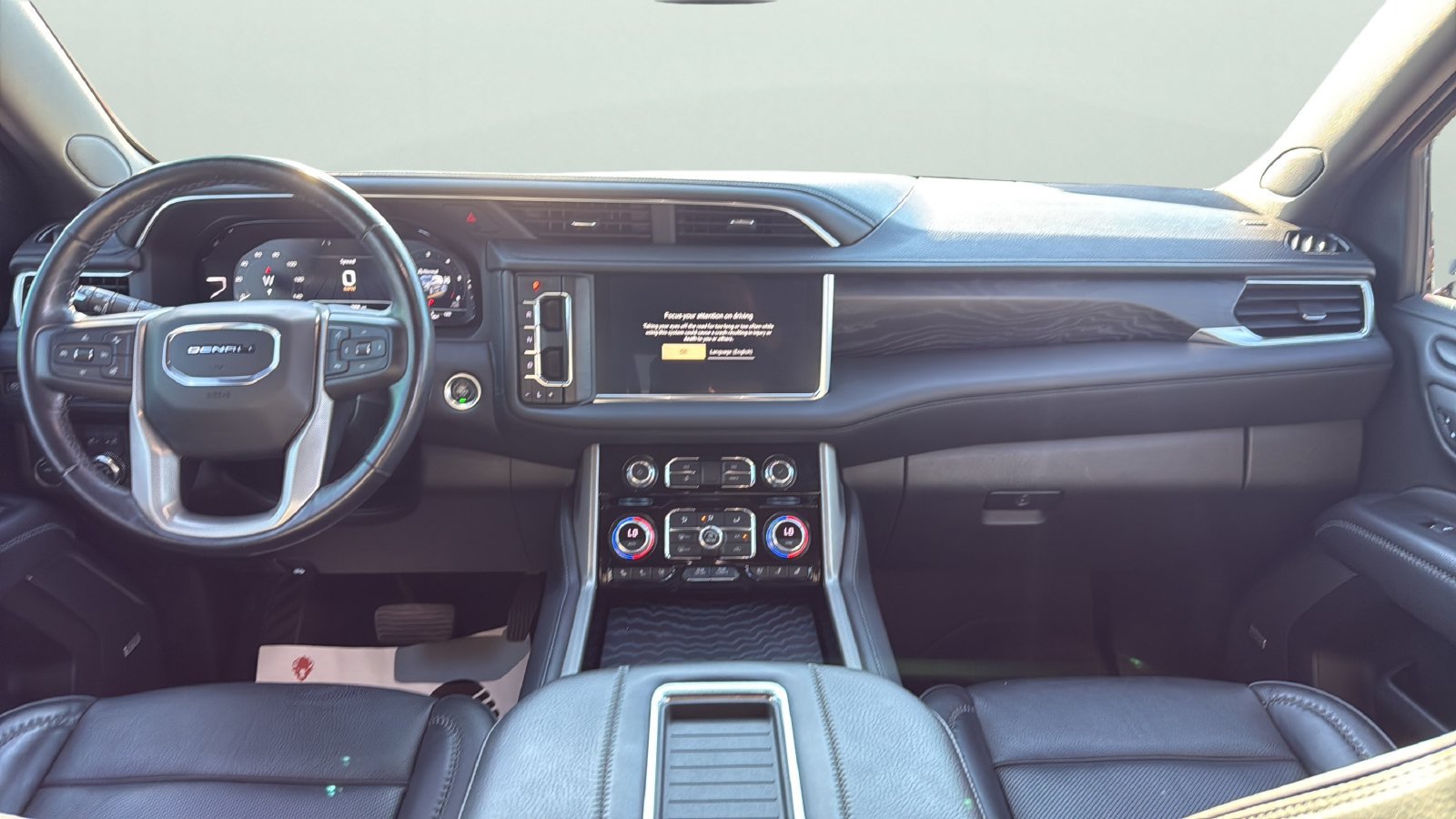 Used 2022 GMC Yukon Denali AWD/4WD image 21