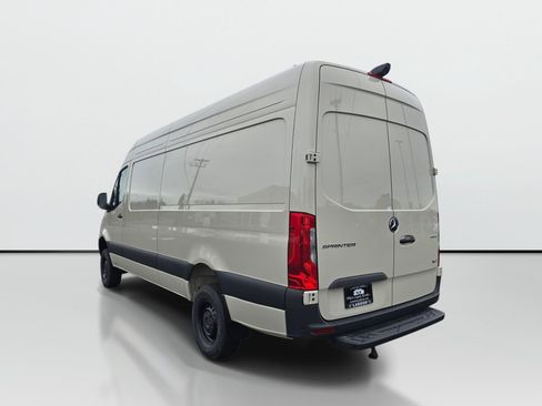 New 2026 Mercedes-Benz Sprinter 2500 image 3
