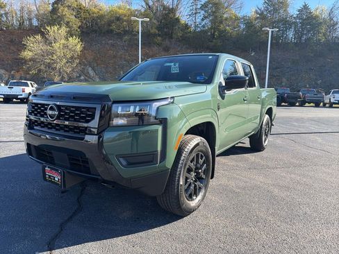New 2026 Nissan Frontier SV w/ Tow Package AWD/4WD image 1