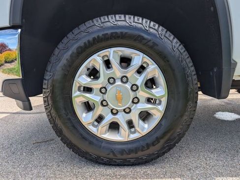 Used 2024 Chevrolet Silverado 2500 LT w/ Convenience Package AWD/4WD image 23