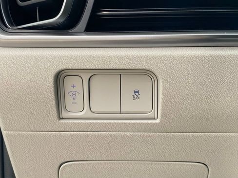 Used 2025 Kia Sorento S w/ Panoramic Sunroof Package image 10