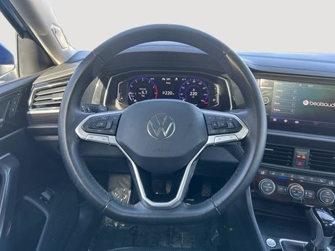 Used 2023 Volkswagen Jetta SEL FWD image 7