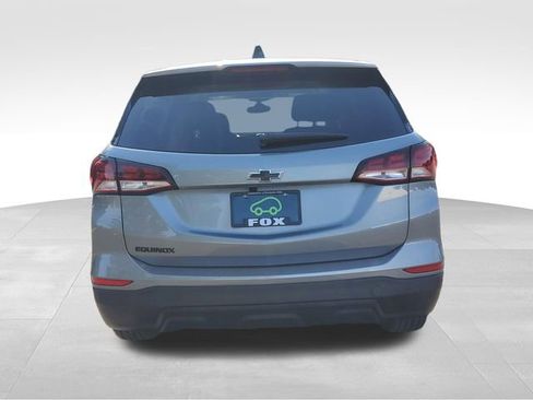 Certified 2024 Chevrolet Equinox LS w/ LS Convenience Package FWD image 4