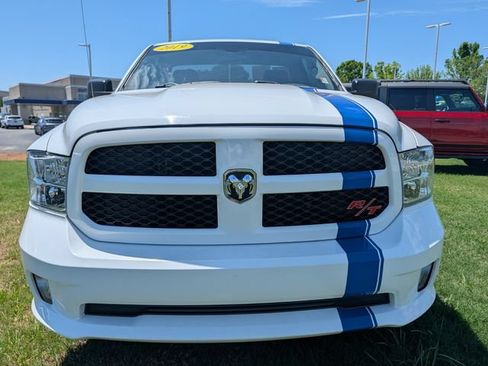 Used 2019 RAM 1500 Express RWD image 39