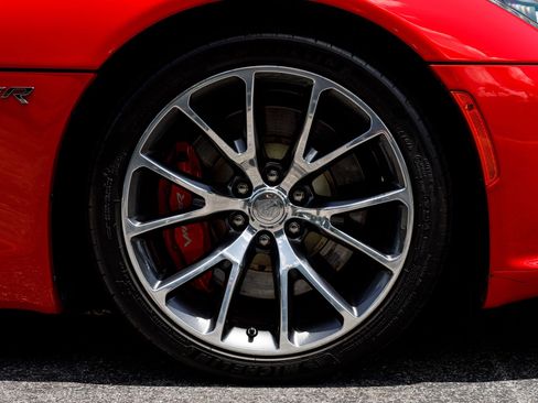 Used 2017 Dodge Viper GTC RWD image 29