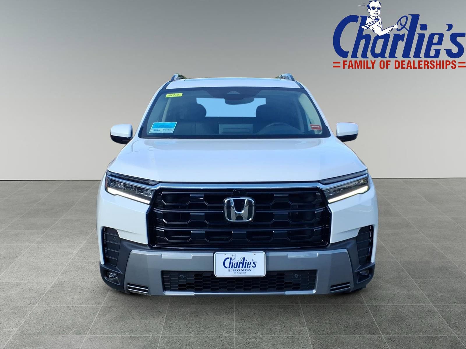 New 2026 Honda Pilot Touring image 2