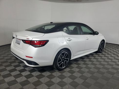 Used 2024 Nissan Sentra SR image 4