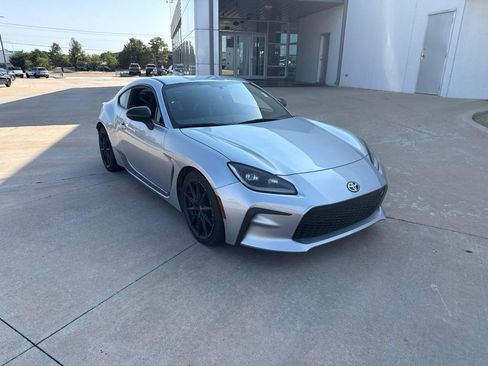 Used 2023 Toyota GR86 Premium w/ ALL Weather Mat Package (TMS) RWD image 1
